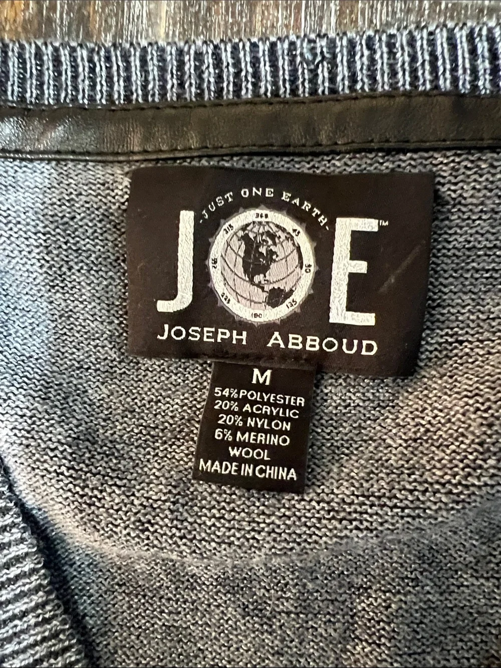 Joseph Abboud Two-Tone Gray V-Neck Sweater with Elbow Patches
